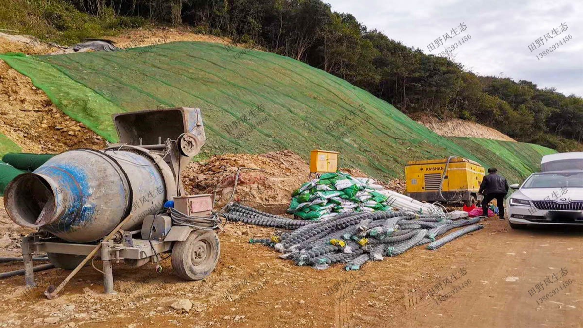揭惠高速揭陽(yáng)段高速公路邊坡復(fù)綠工程 揭惠高速揭陽(yáng)段高速公路邊坡復(fù)綠工程